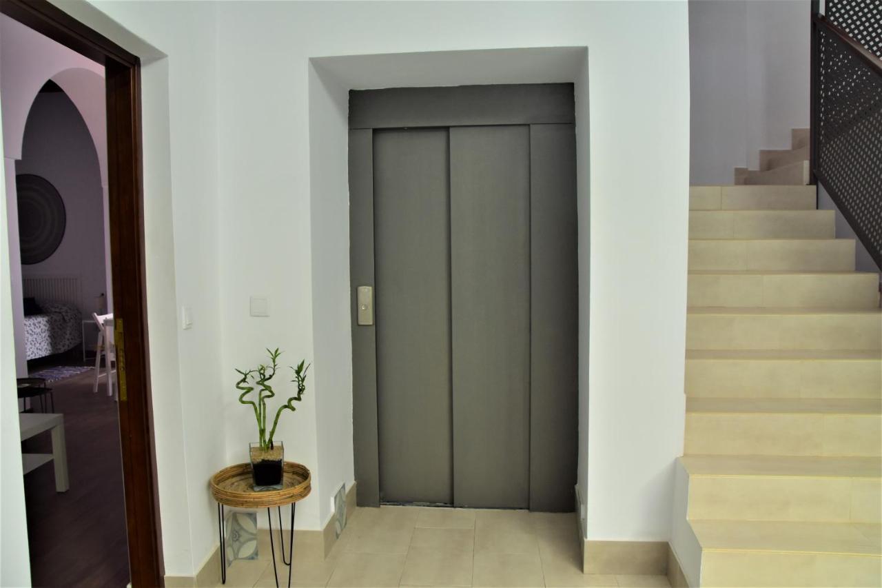 Apartamentos Turisticos Mamelon Херес-де-ла-Фронтера Екстер'єр фото