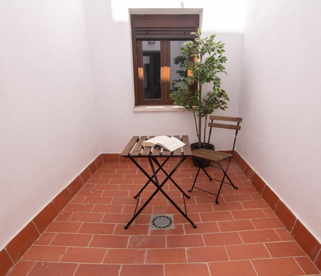 Apartamentos Turisticos Mamelon Херес-де-ла-Фронтера Екстер'єр фото