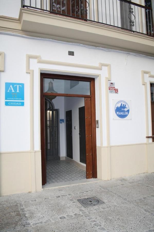 Apartamentos Turisticos Mamelon Херес-де-ла-Фронтера Екстер'єр фото